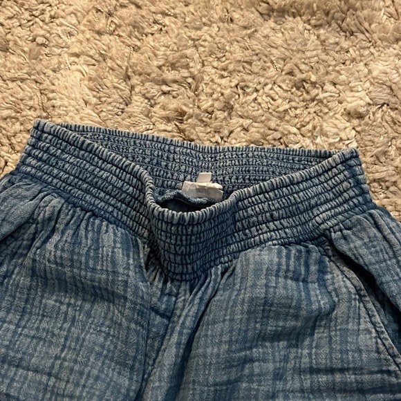 Blue Pants - Picture 3 of 4